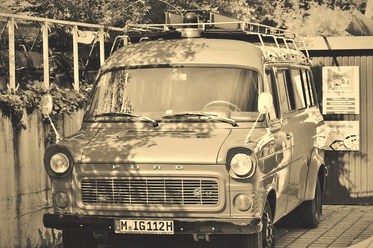 Double-Decker Buses in World War II: Requisition, Routes, and Resilience